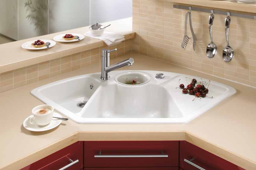 Corner Sink with Curved Basin