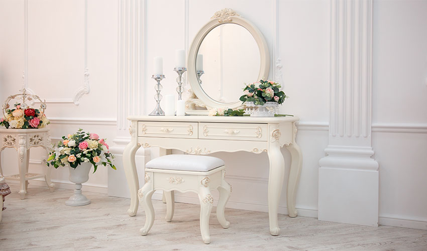 Classy White with Mirror Console Table