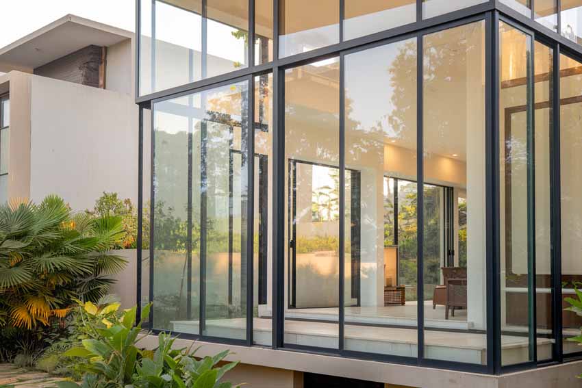 Glass for Modern Look