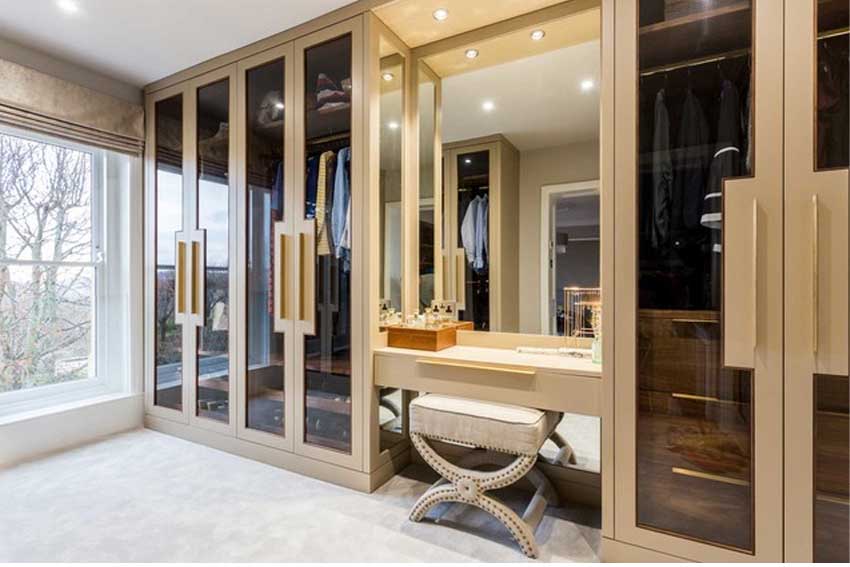 Modern Wardrobe Design With Dressing Table for Master Bedroom